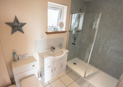 seascape cottage bathroom